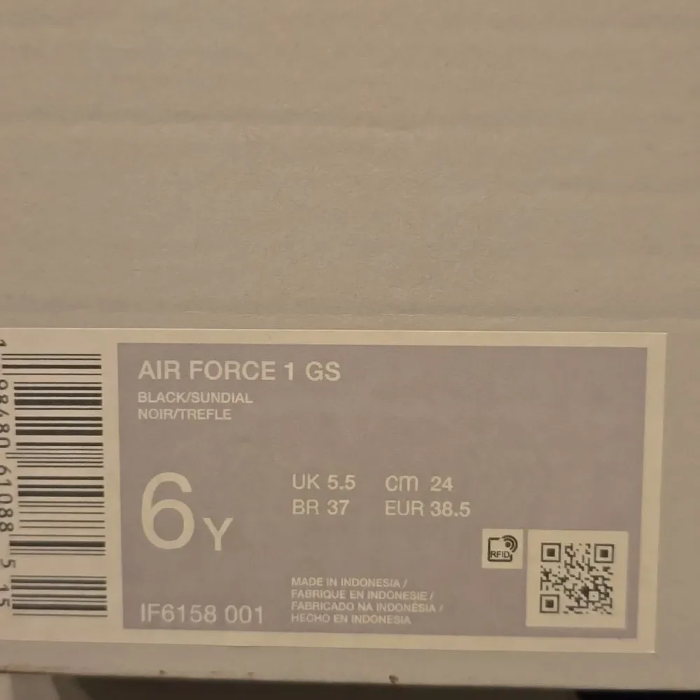 Nike Air Force 1 'Sundial Orange' Black Sneakers, Size 6Y / 7.5 Women IF6158-001